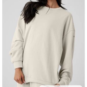 ALO Yoga Chill Crew Neck Sweatshirt